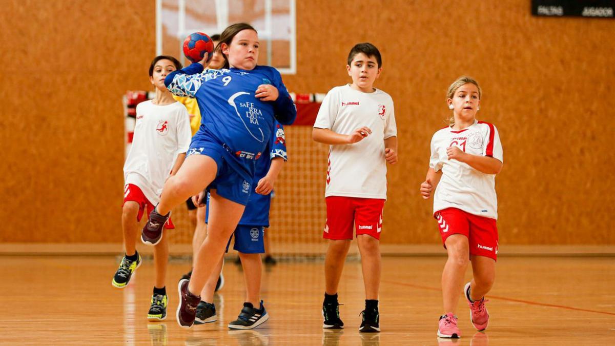 Balonmano mixto para formar en igualdad 