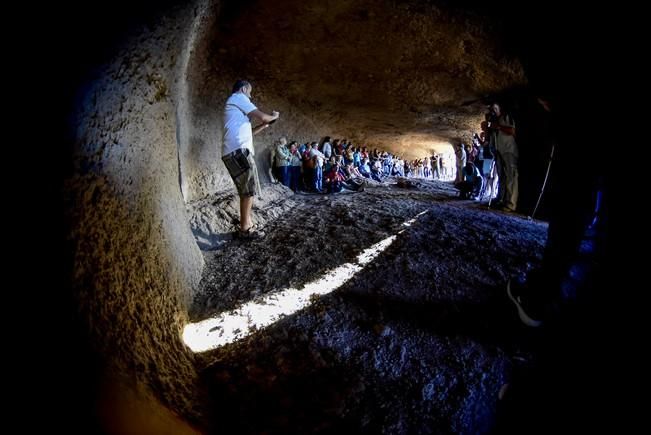 Visita al primer rayo de sol del solsticio de ...