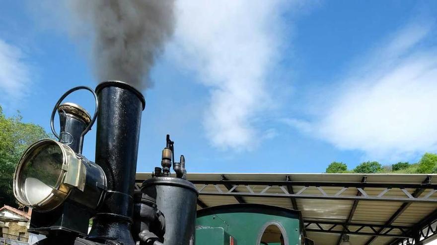 El tren de las Jornadas del vapor del Ecomuseo del Samuño.