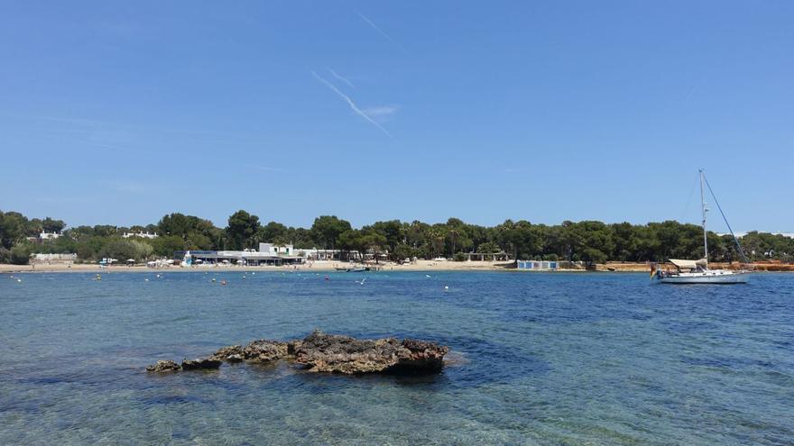 Imaginario de Ibiza | Cala Pada y las orillas familiares que se extinguen
