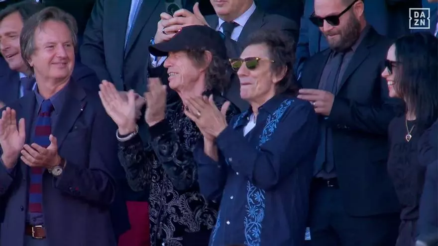 ¡Los Rolling Stones bailaron y cantaron en el palco antes del Clásico en Montjuïc! Imperdible