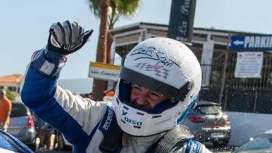 Enrique Cruz celebra su victoria en el Rally Ciudad de La Laguna.