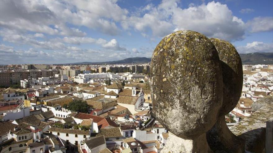 La Junta vende 16 parcelas en Córdoba por un total de 6,4 millones