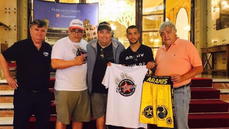 Aramis Torres se compromete también con la empresa Promotion Boxing Kas