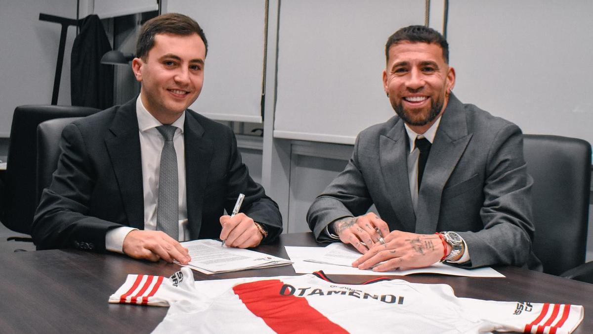 Otamendi firma con River Plate hasta diciembre de 2027