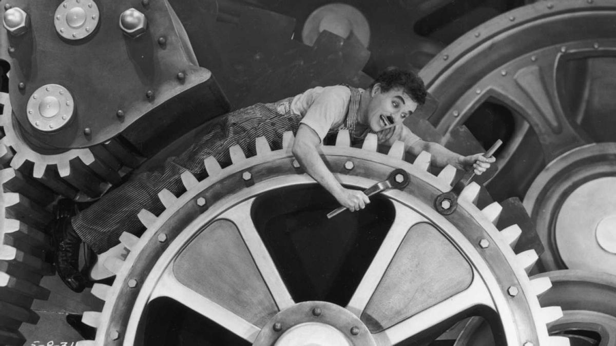 Fotograma de 'Temps moderns', de Charles Chaplin.
