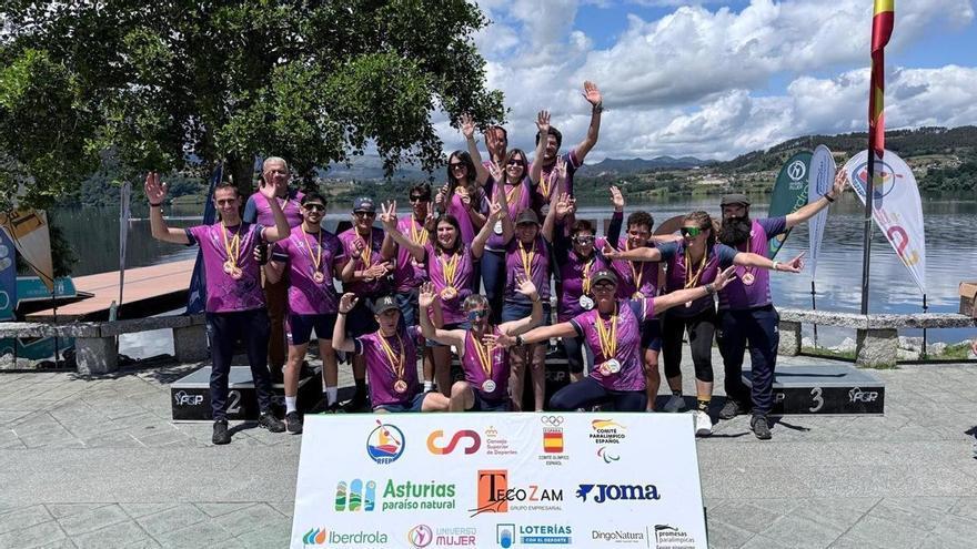 El Club Piragüismo Extremadura brilla en la Copa de España de Dragon Boat