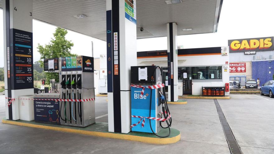 La gasolinera de Santa Cruz lleva semanas cerrada