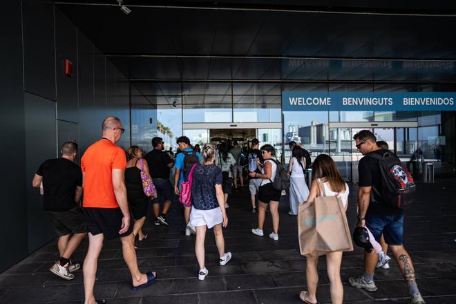 El puerto de Barcelona cerrará una terminal de cruceros el 30 de octubre y otra el 31 de diciembre