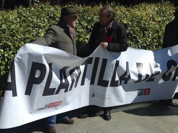 Fotogalería: Protesta de los trabajadores de Caja3 el primer día de huelga