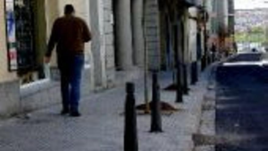 La calle Almendralejo se abrirá al tráfico el martes