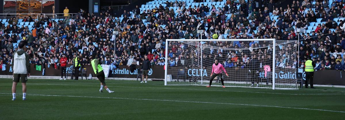 Un regalo de los 'Reyes Celestes': fiesta en el entreno a puertas abiertas en Balaídos