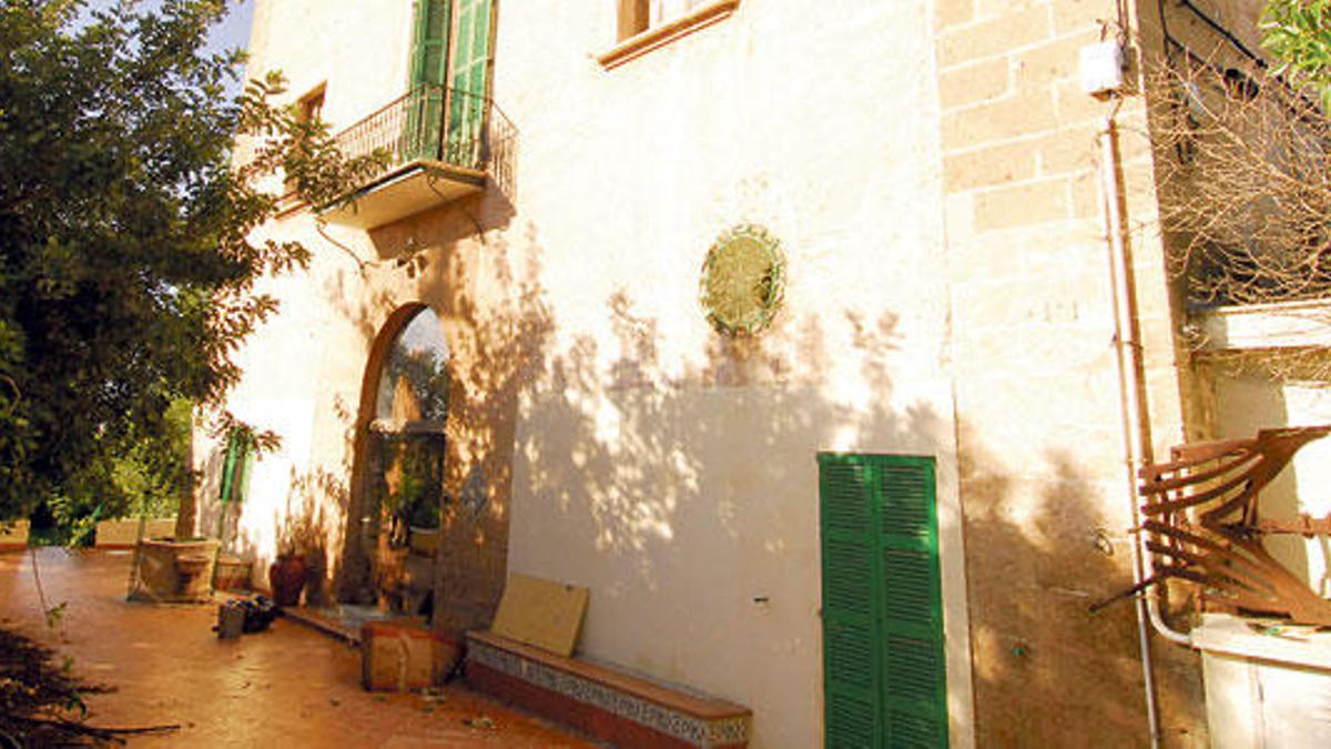 Fachada principal de Ca l´Ardiaca.