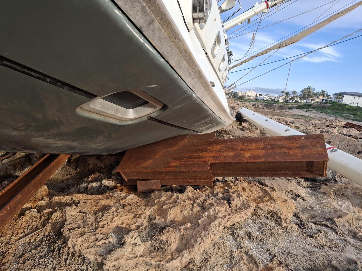 Nueve meses encallado en Xàbia: las imágenes del gran velero Nueve meses encallado en Xàbia: las imágenes del gran velero