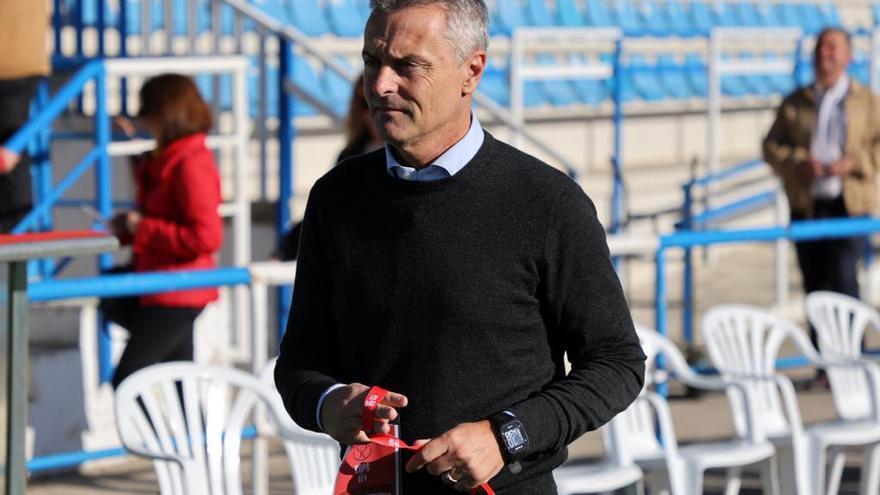 Fran Escribá, en su primer encuentro como entrenador del Real Zaragoza