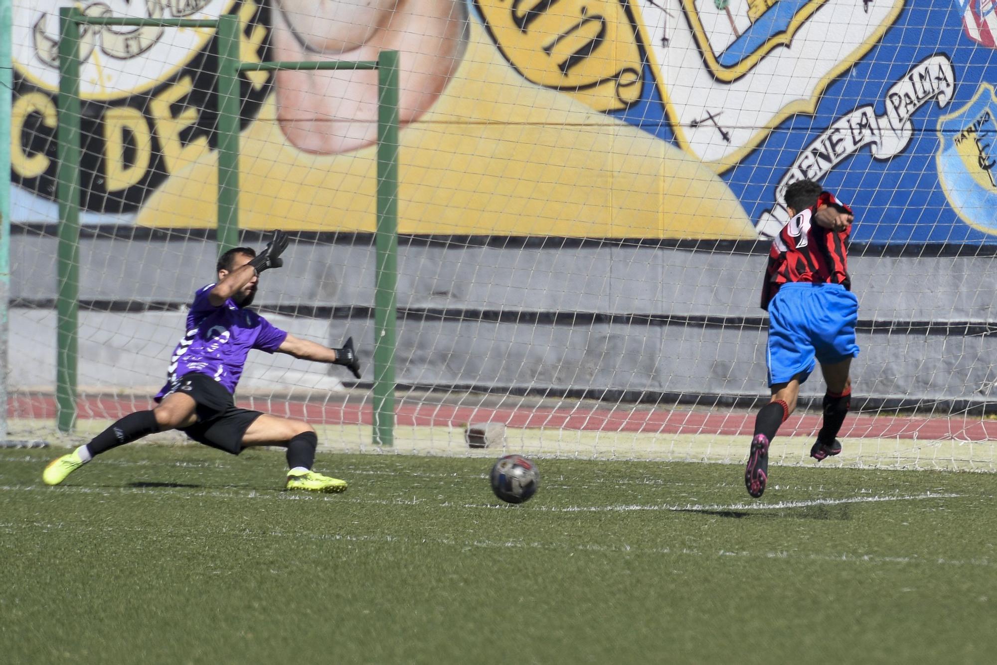 Partido entre el Arucas y el Unión Viera, de Tercera División