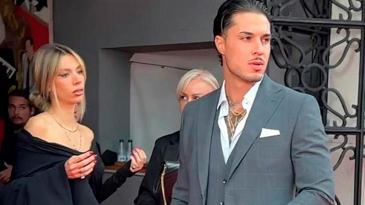 Comunicado entre lágrimas tras la ruptura y enfado con Carlo Costanzia: "Momentos muy incómodos los que vivo con él en el coche en el que tenemos la conversación porque son momentos muy violentos"