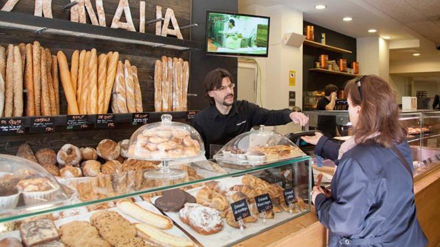 La compra de pan cae a mínimos históricos