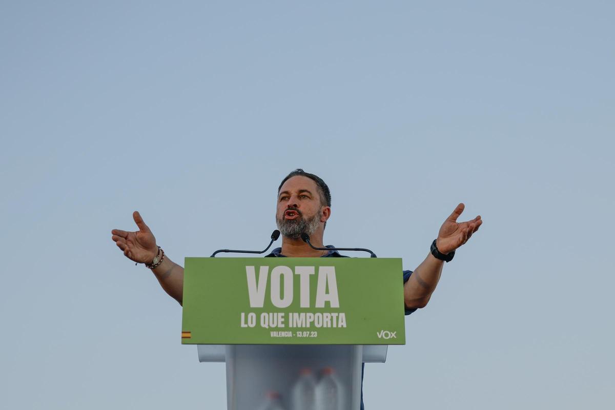 Santiago Abascal, líder de Vox, durante la campaña electoral.