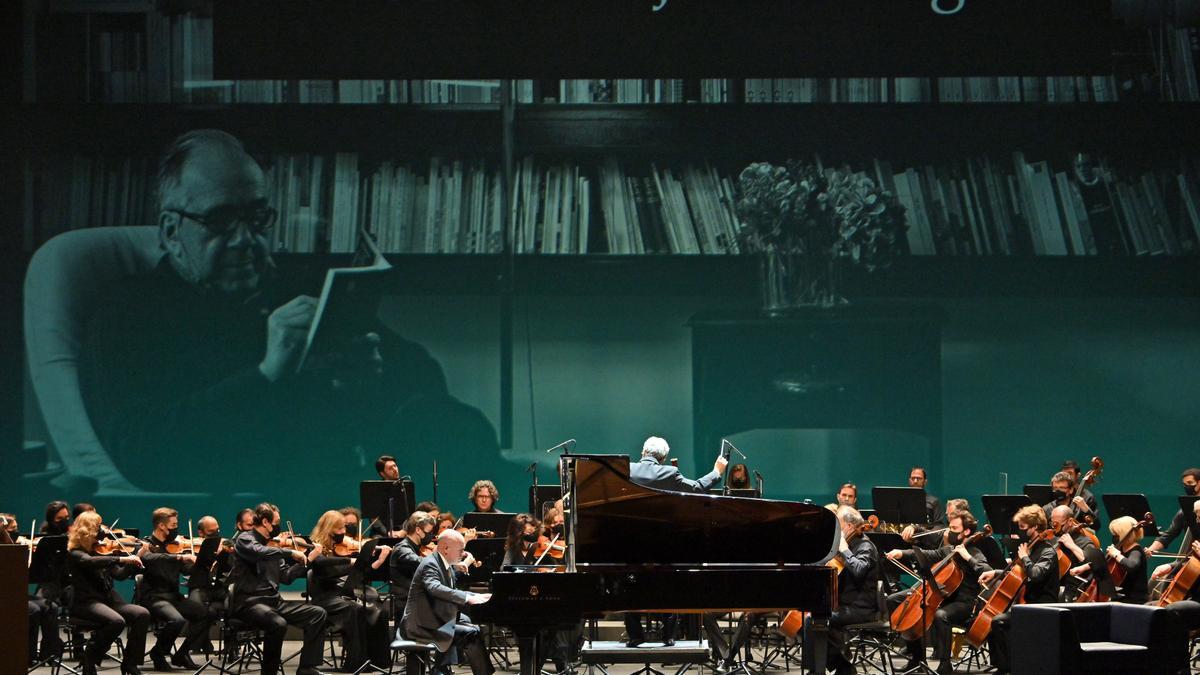 Acto de homenaje a Margarit, en el Liceu.