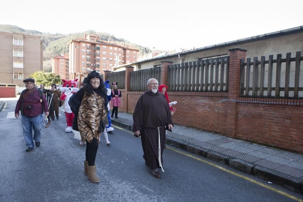 Carnaval, desfile y merienda infantil en Riaño y Langreo