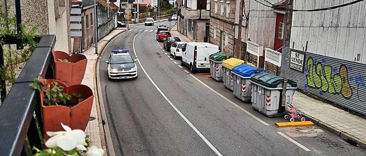 Un control de la Policía Local de O Grove en A Lanzda, ayer.