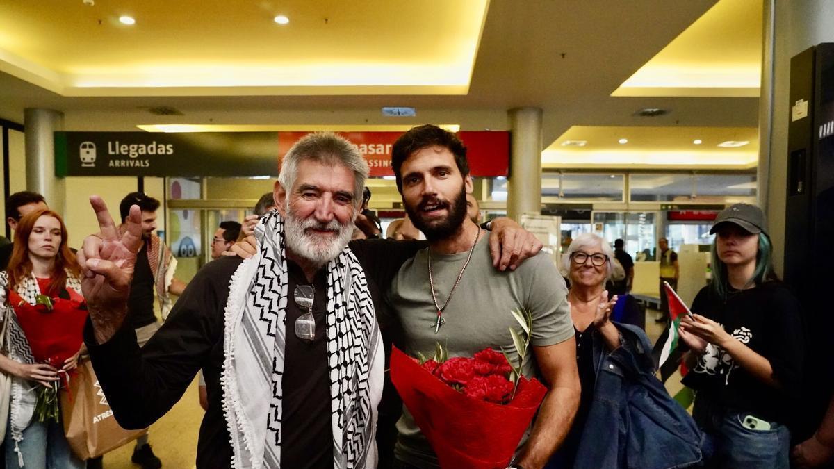 Los malagueños de la flotilla retenidos por Israel vuelven a casa