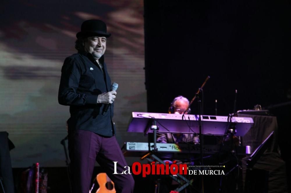 Joaquín Sabina lo niega todo en Murcia.