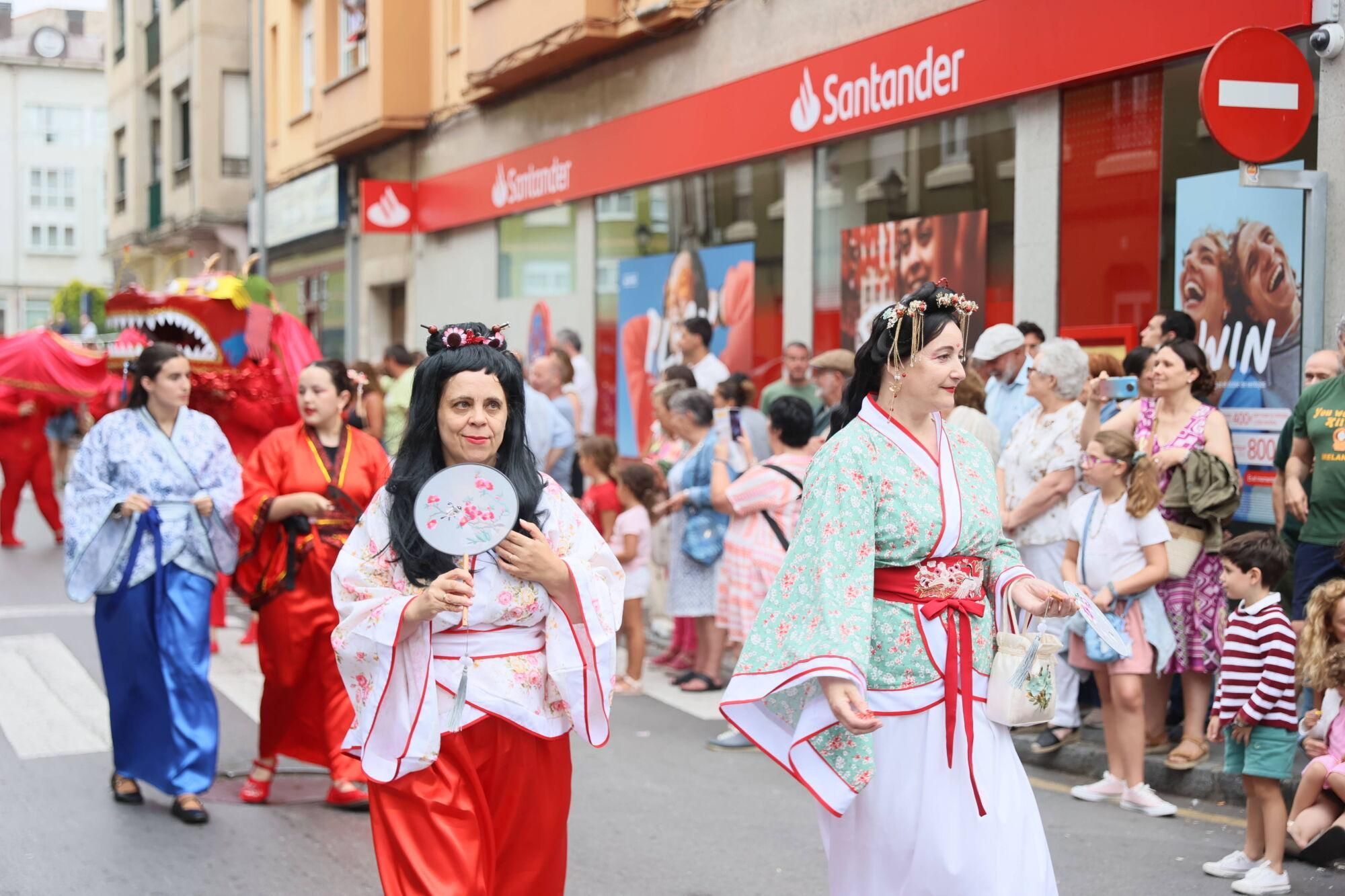 EN IMÁGENES: El desfile de carrozas por las fiestas del Carmen de Luancoi