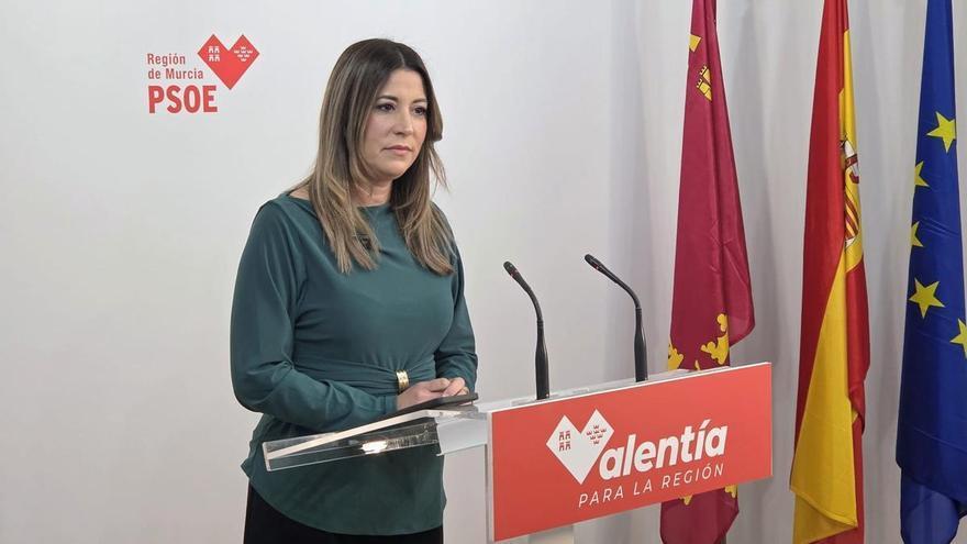 “Se consuma la infamia”: El PSOE denuncia que López Miras pone al frente de Salud a la máxima responsable del SMS durante la trama de las prótesis