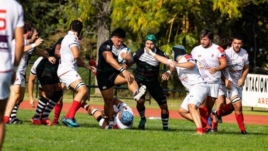 El CAR Cáceres inicia la competición con una derrota en su campo