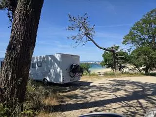 Restricciones de estacionamiento y sanciones de hasta 6.000 euros para autocaravanas en O Grove