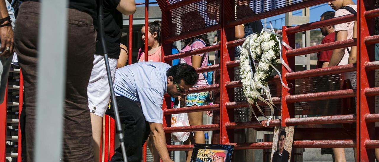 Homenaje a las víctimas de Castelldefels, en junio de 2016.