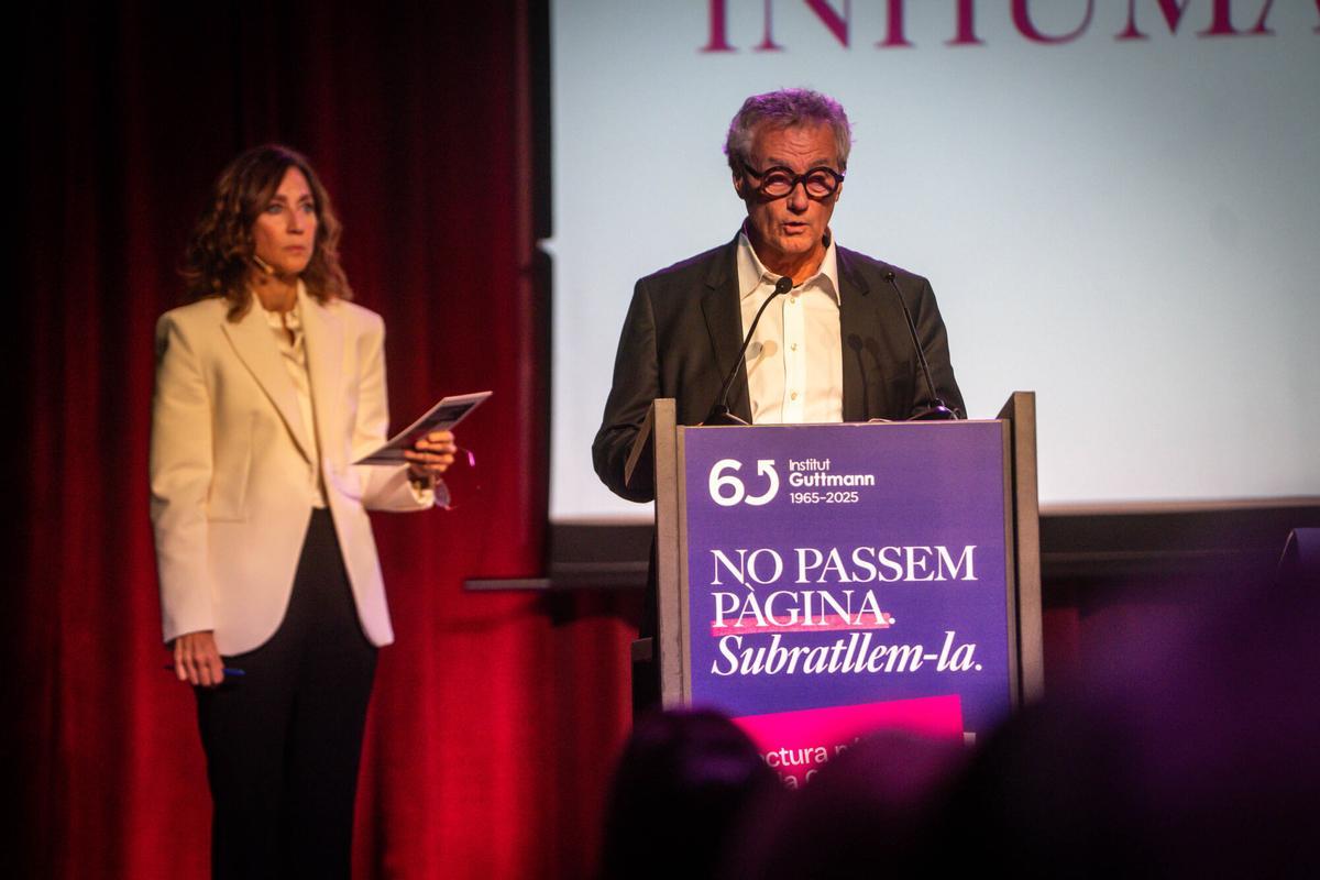Barcelona 3/12/2025 Sociedad Acto del Institut Guttmann por el DÍA Internacional de las Personas con Discapacidad. 35 personalidades de Catalunya han leído el texto de la Convención de la ONU sobre los derechos de las Personas con Discapacidad. - Christian Escrivà,durante su intervención. AUTOR: JORDI OTIX