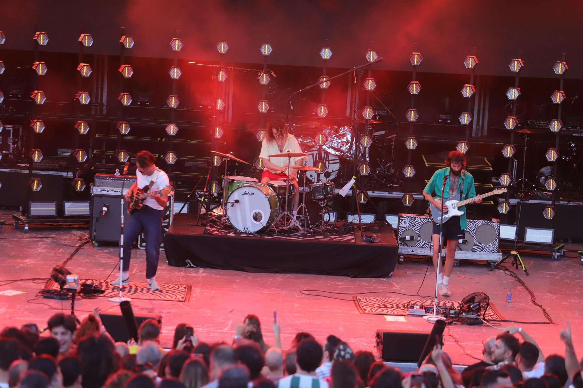 La Axerquía vibra con el rock de Viva Suecia y Sexy Zebras