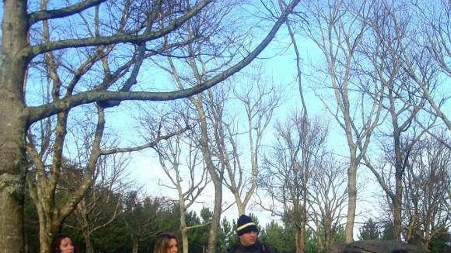 Una protesta en Chan de Arquiña contra el parque eólico.