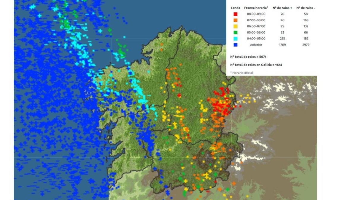 Mapa con el registro de rayos detectados en Galicia en 24 horas.