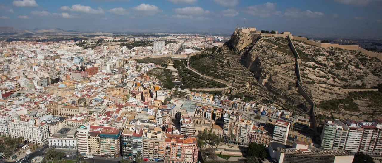 Imagen aérea de la ciudad de Alicante