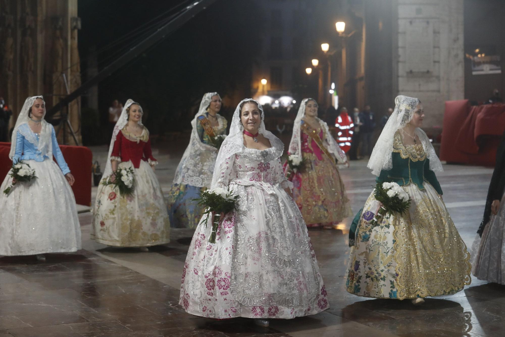 Búscate en el segundo día de ofrenda por la calle de la Paz (entre las 19:00 a las 20:00 horas)