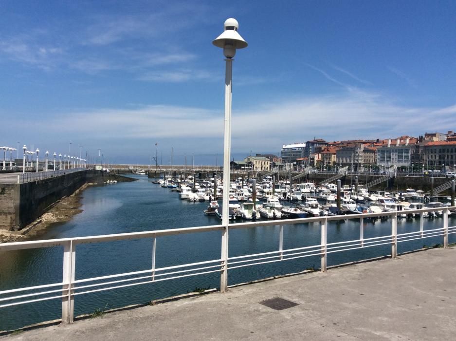 Jornada calurosa en Gijón