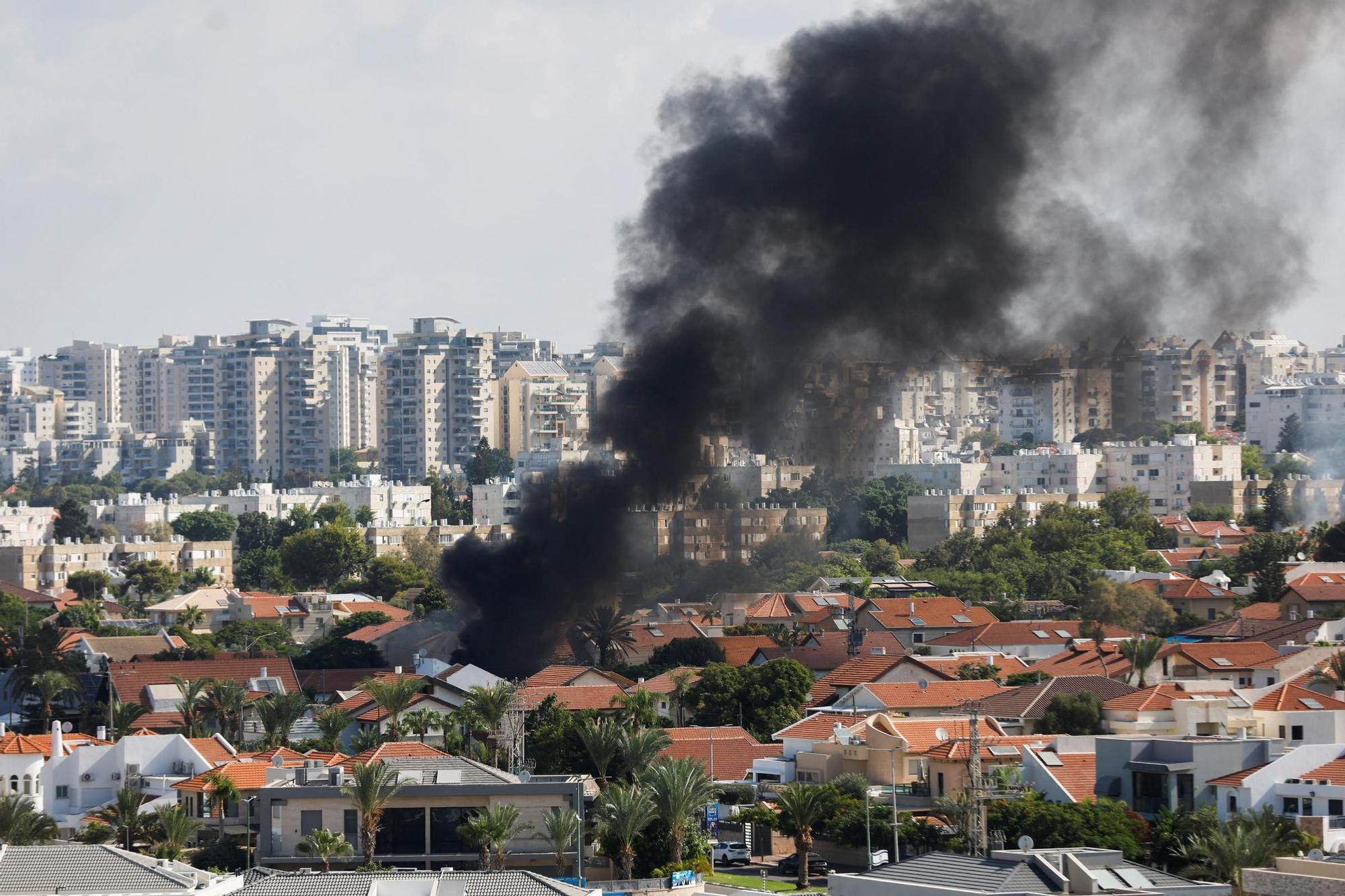 Ataque procedente de la Franja de Gaza en Ashkelon, Israel.