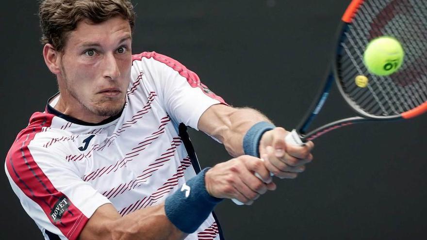 Pablo Carreño golpea una bola en el reciente Abierto de Australia.