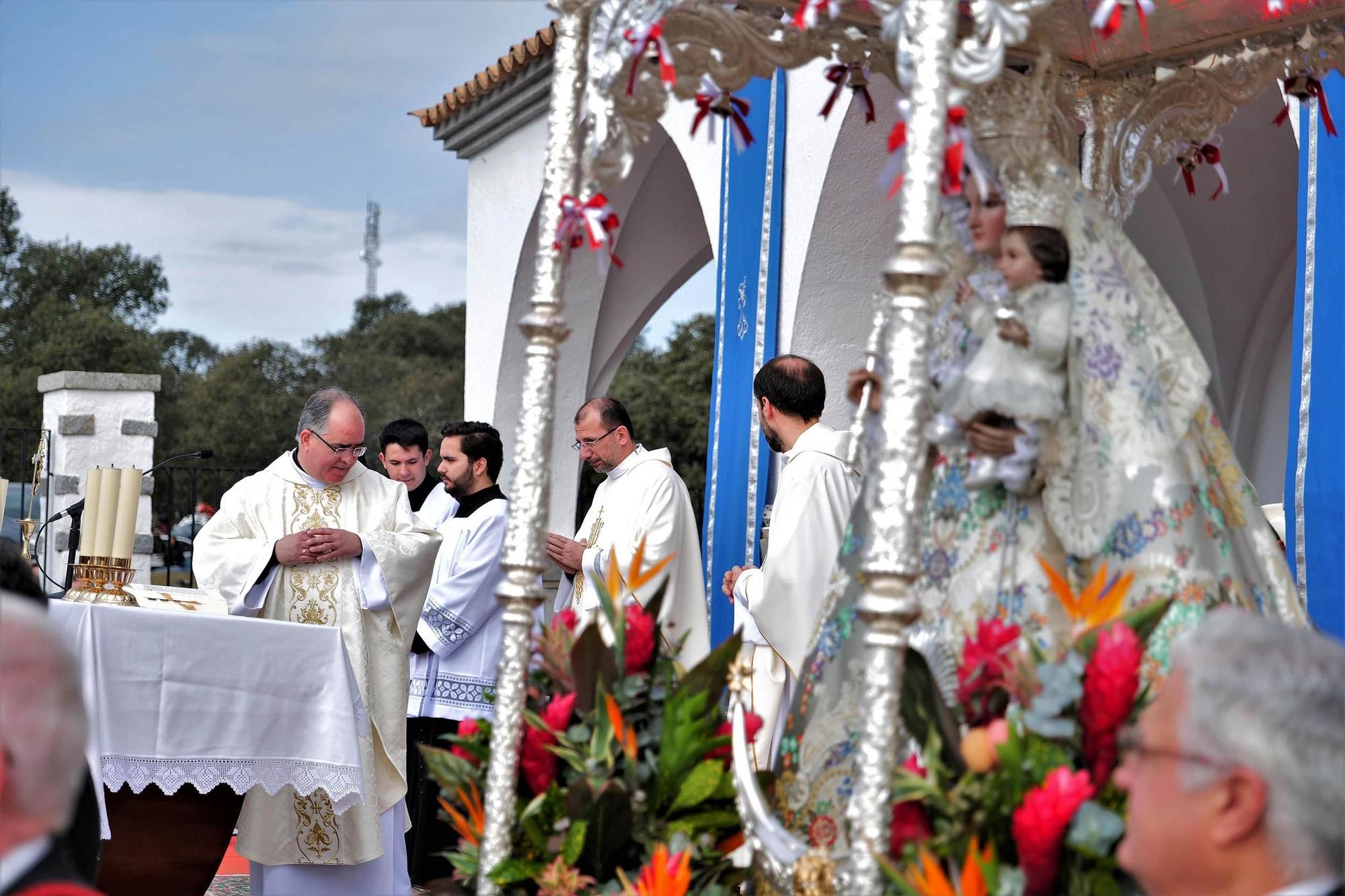 Pozoblanco vive la traida de la Virgen de Luna