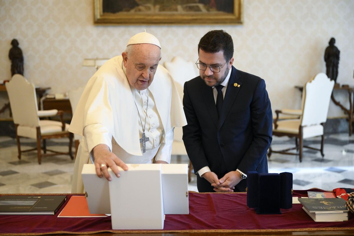 Pere Aragonès se reúne con el papa Francisco