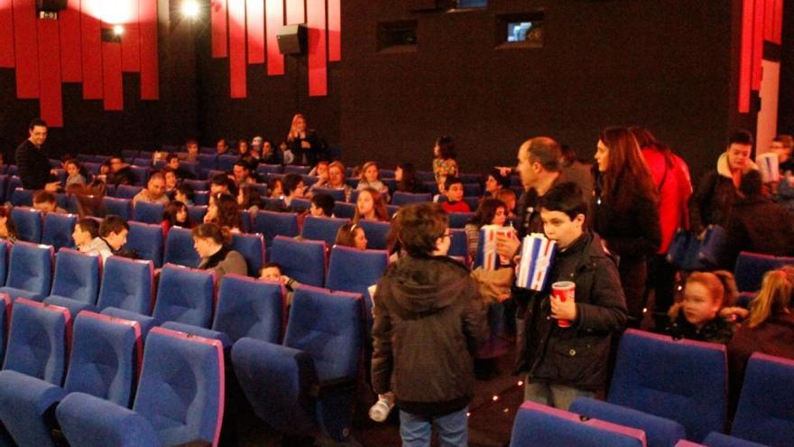 Jornada de cine de la Infancia Misionera.