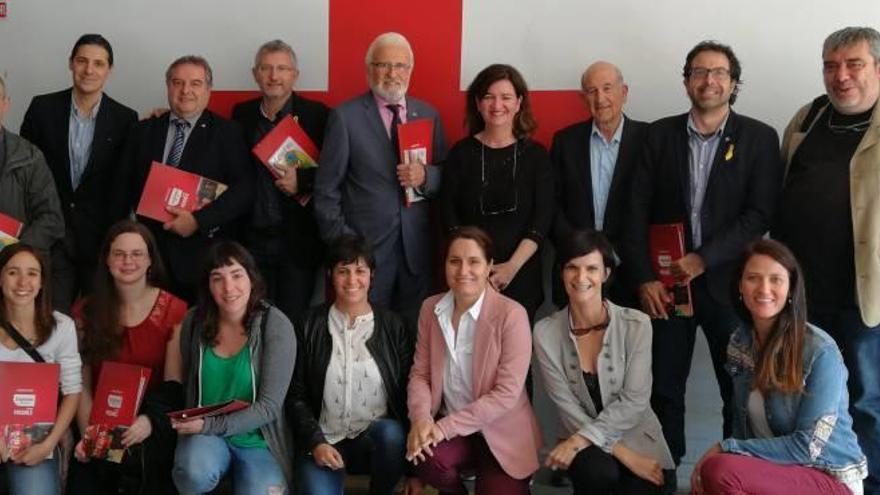 Participants i organitzadors en les visites de Creu Roja Manresa de divendres de la setmana passada