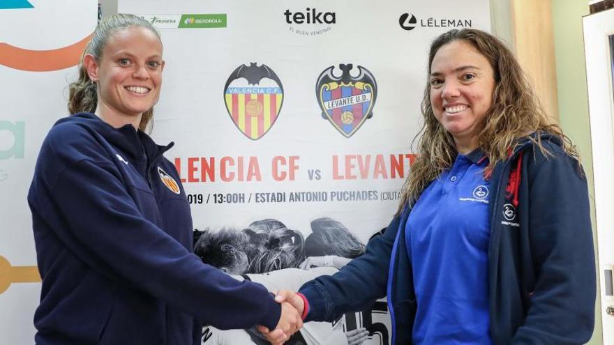 Un derbi femenino  en Paterna que  eclipsa todo lo vivido