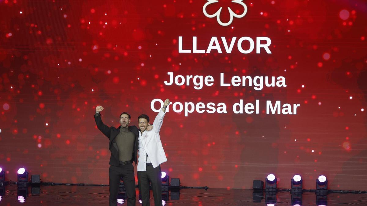 Momento en el que a Llavor se le otorgaba la estrella Michelin