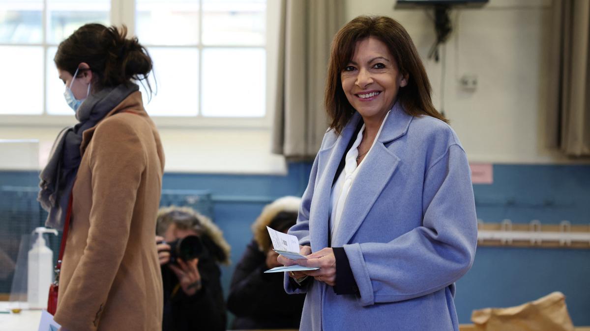 Socialist candidate Hidalgo votes in the first round of the 2022 French presidential election