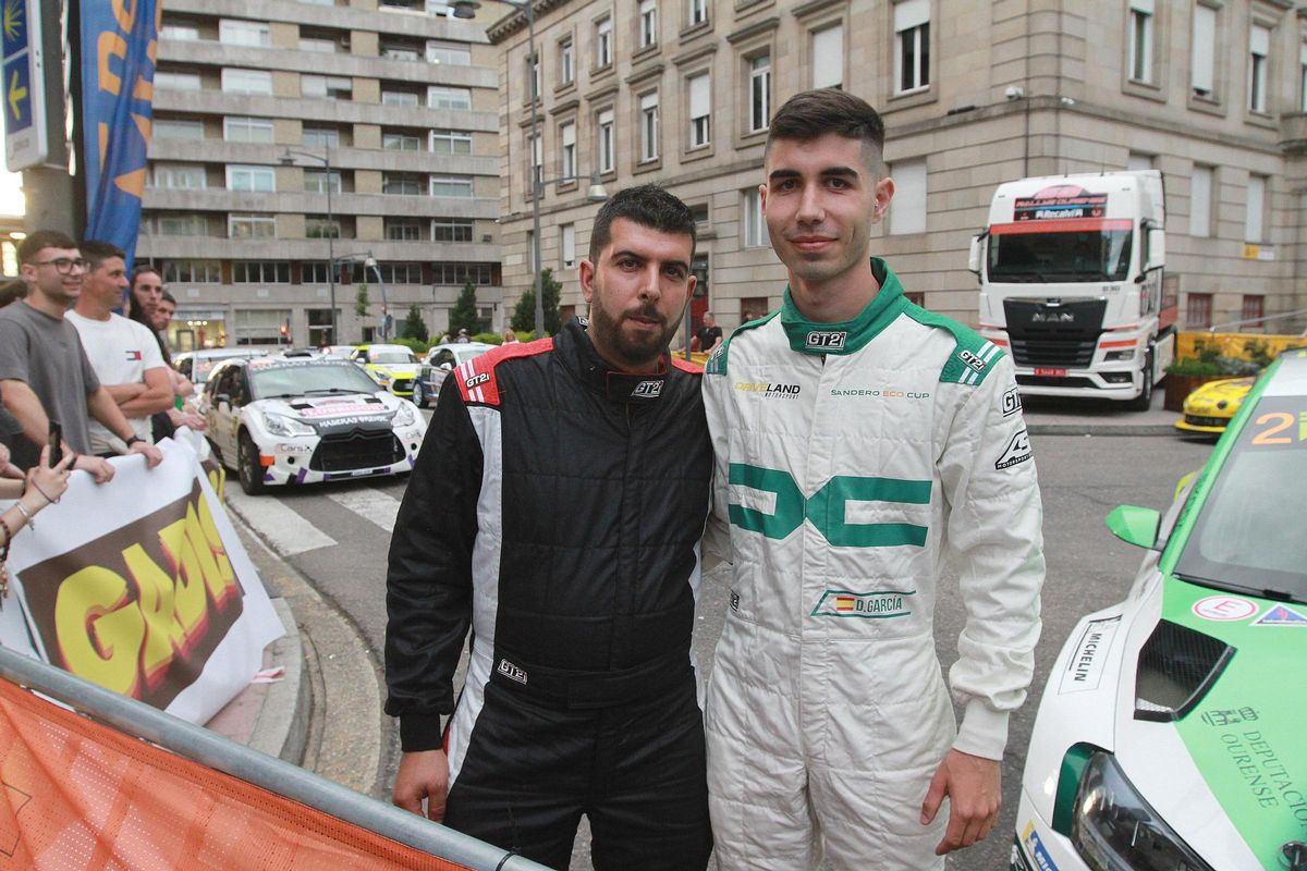 Brais Adao y Rubén Castillo.